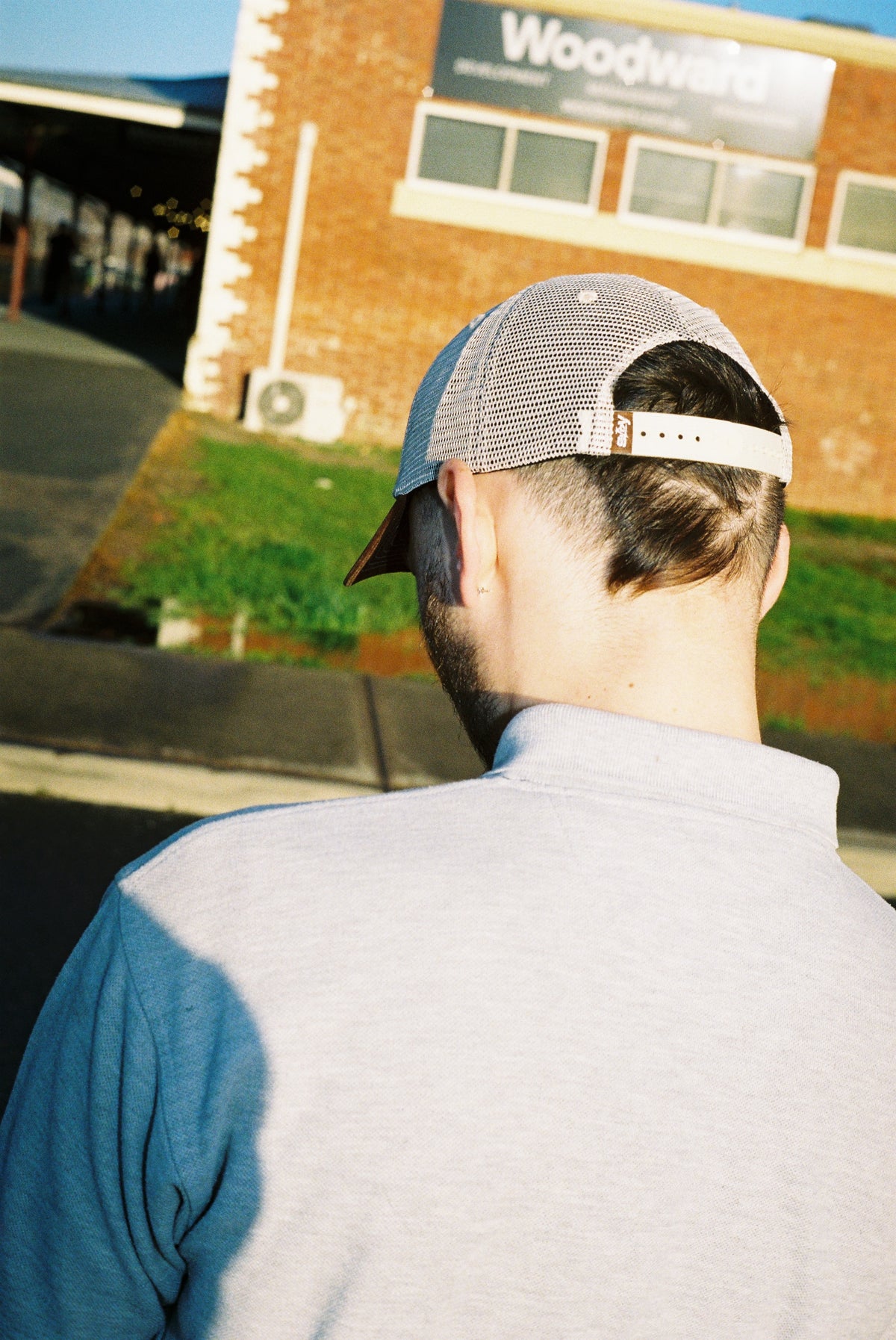 brown trucker — D002197-R1-28-29